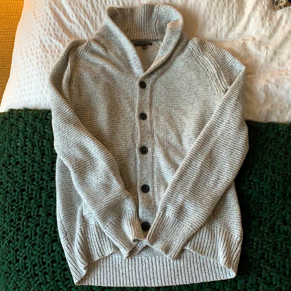 Men’s Banana Republic cowl neck sweater
